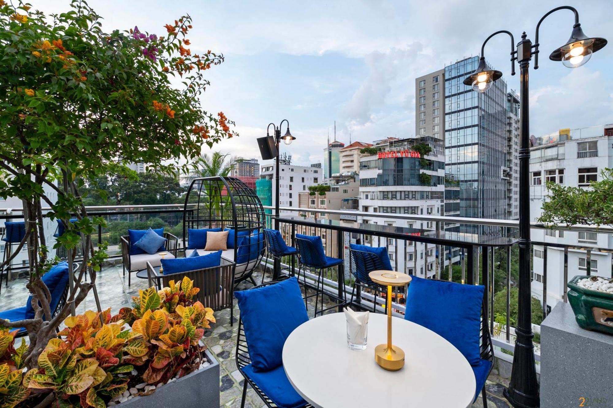 22land Saigon Hotel 4*