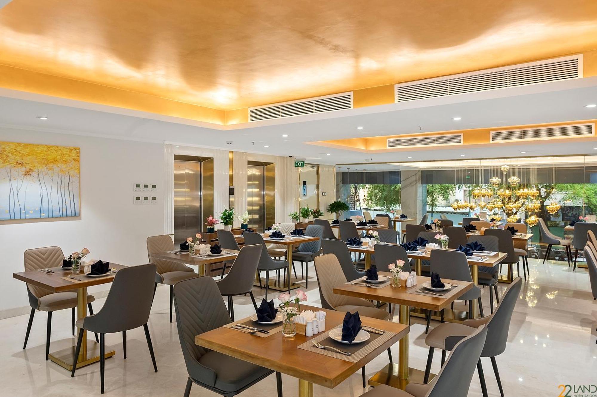 22land Saigon 4*