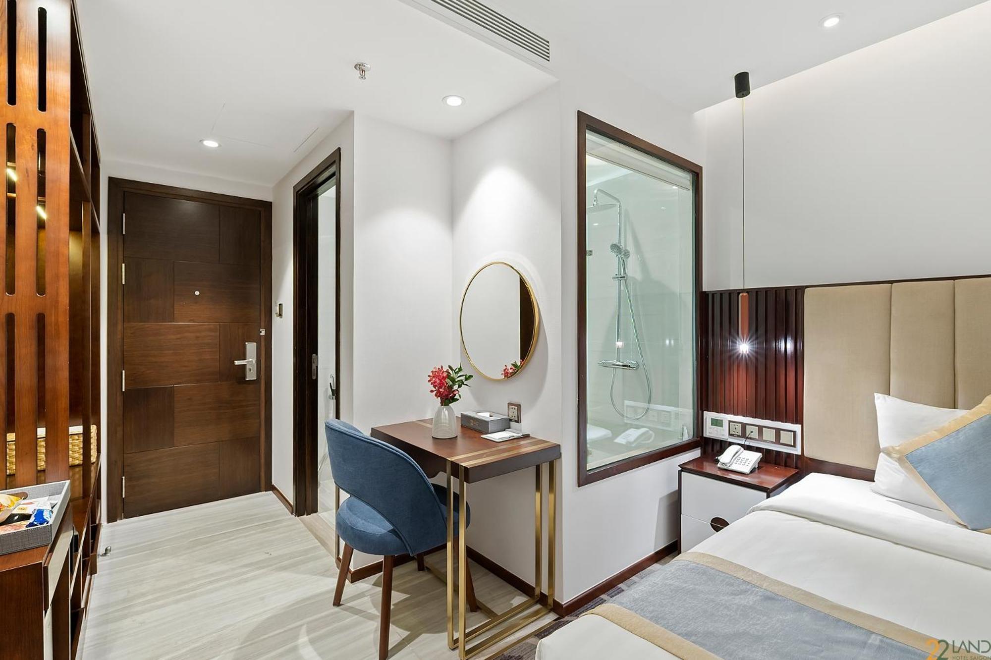 22land Saigon